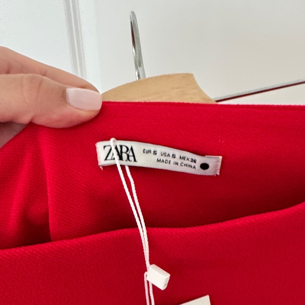 NWT Zara Women's Red Skirt - Picture 4 of 5